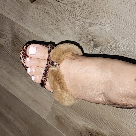 JUDITH LEIBER REAL MINK N REAL LEATHER EUC MADE IN ITALY PUMPS 8.5US - Picture 2 of 14